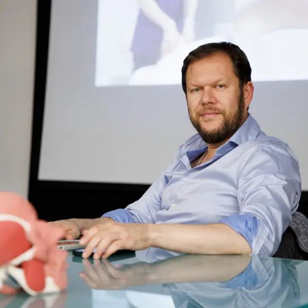 Yakov Gershkovich, author of the Sculptural Face Lifting method